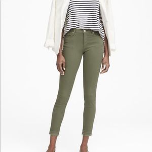 ✨Banana Republic Military Green Skinny Ankle Jeans